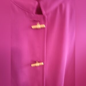 Pink tunic, button up maderian style.